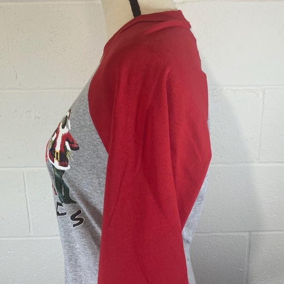 Friends Christmas Movies Themed Holiday Baseball Raglan T-shirt - Picture 3 of 13